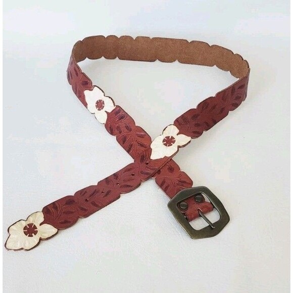LUCKY BRAND Women's Belt Size XL Brown Tooled Leather White Painted Flowers Boho - Picture 1 of 7
